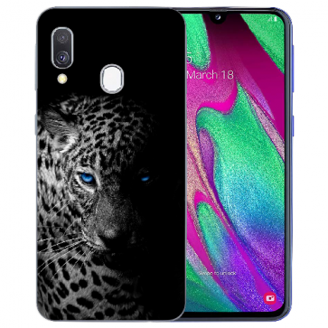Samsung Galaxy A30 Silikon Hülle mit Bilddruck Leopard mit blauen Augen 