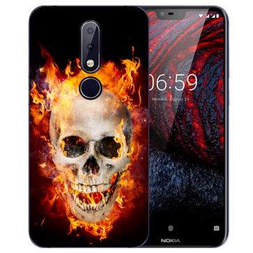 Nokia 6.1 Plus (2018) Silikon TPU Hülle mit Fotodruck Totenschädel Feuer