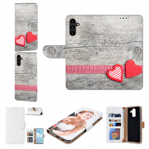 Smartphone Flip Case für Samsung Galaxy A13 (5G) Bilddruck Herzen auf Holz