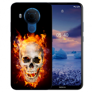 Nokia 5.4 Schutzhülle Silikon TPU Handy Hülle mit Fotodruck Totenschädel Feuer